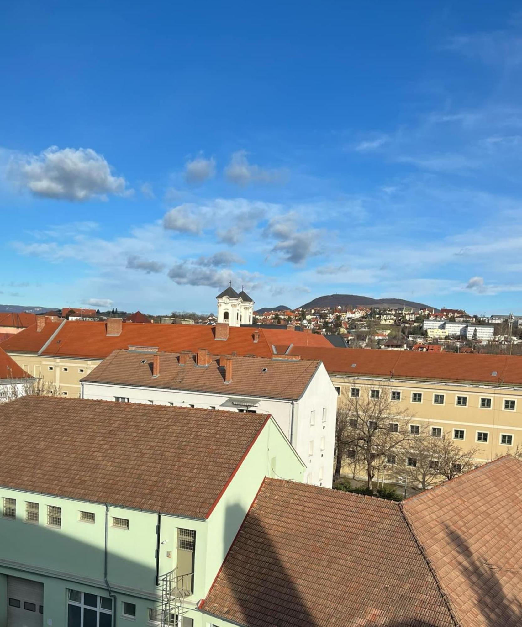 Hellowine Apartman Eger Zewnętrze zdjęcie